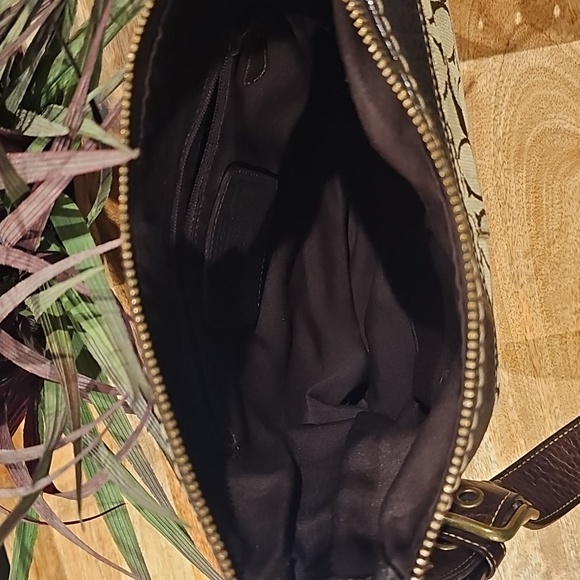 Coach Soho Crossbody 2006 10402 - Picture 13 of 13